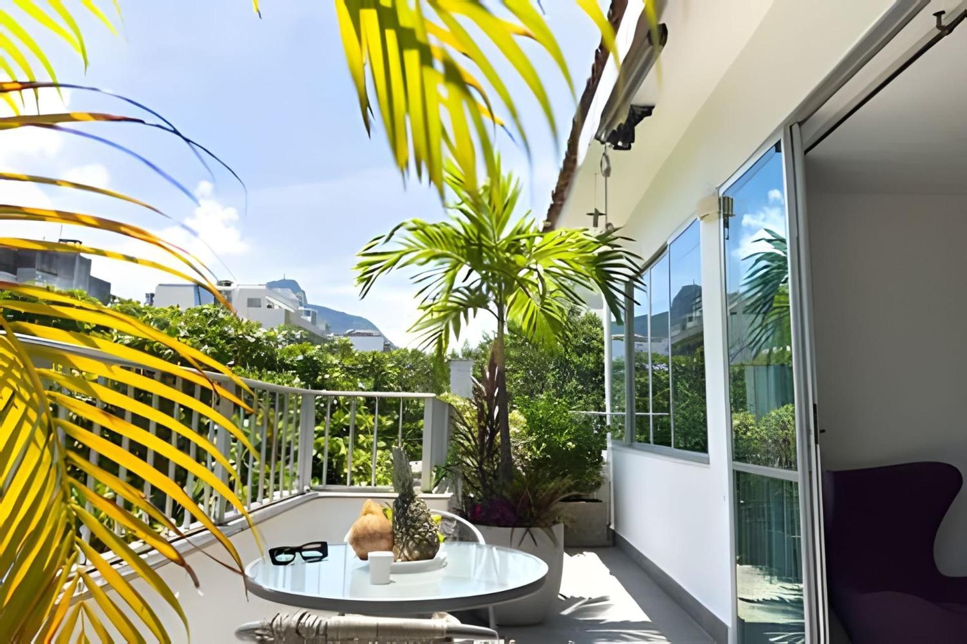 Linda Cobertura Com 2 Quartos E Vista No Cristo Redentor Alugar Em Ipanema Apartamento